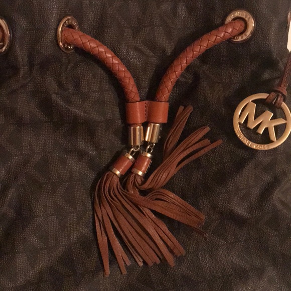 Michael Kors large shoulder bag & wallet set - Picture 2 of 8